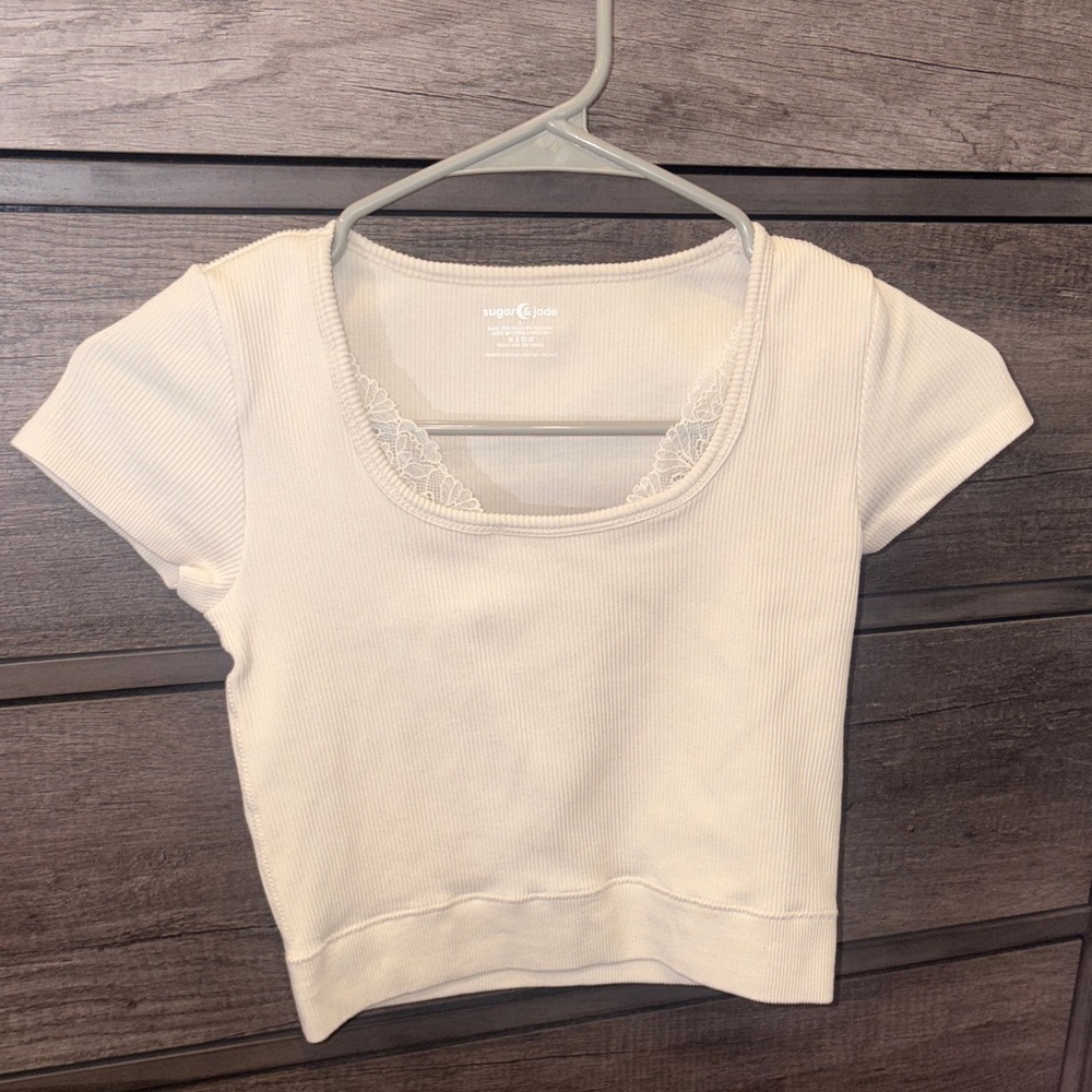 Cream Ribbed Lace Trim Crop Top - Picture 3 of 3